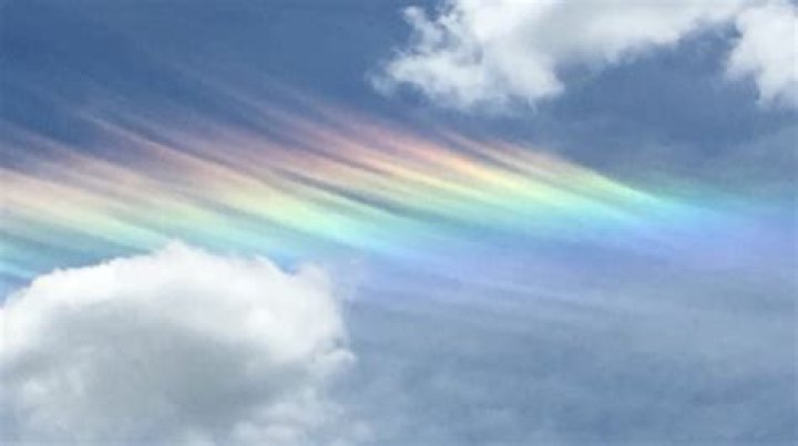 'Fire rainbows' appear across PA skies; here's what causes them