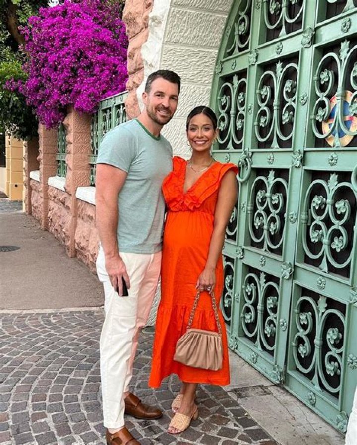 28 Years Manuela Arbelaez is Currently Single or Married, Know all the Details About Her Affairs