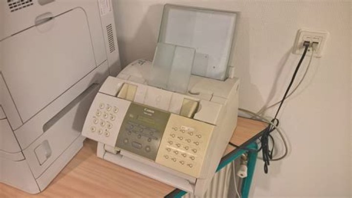 6 Reasons Fax Machines Are Still in Use in 2022