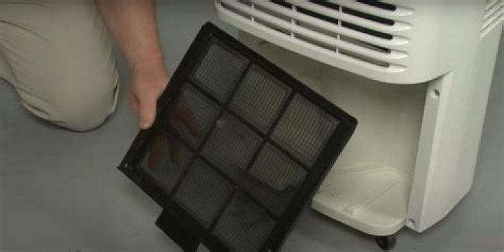 7 Things to Consider Before Buying a Dehumidifier