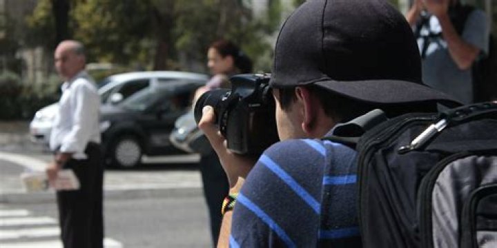 9 Smart Tips for Taking Great Candid Photographs You'll Love
