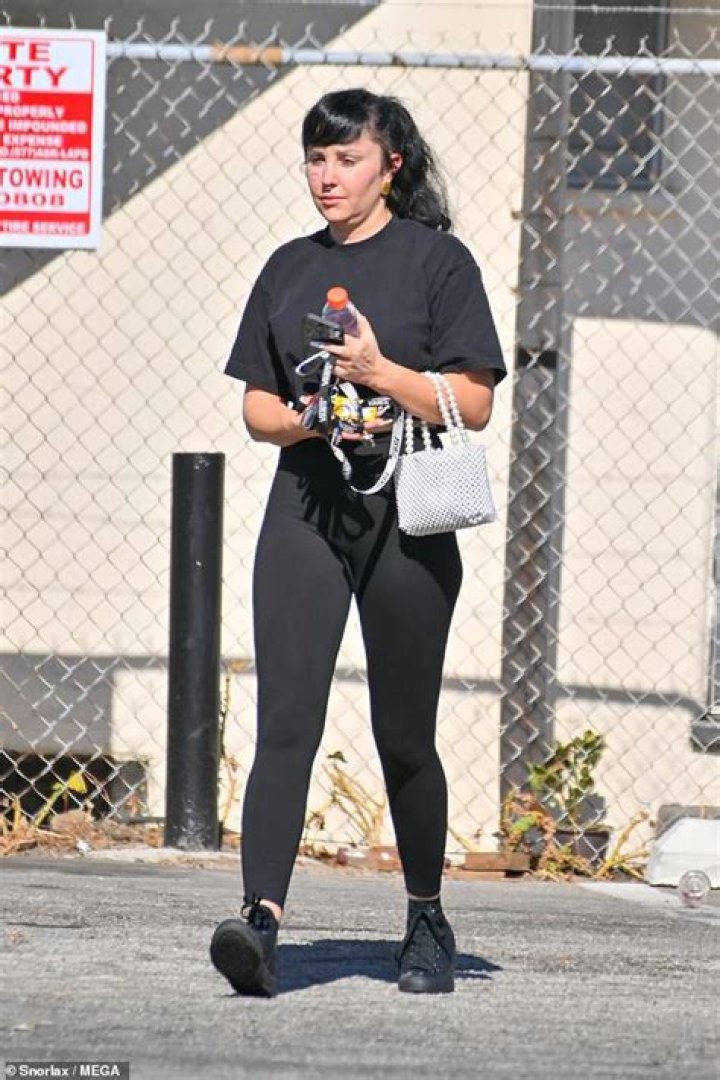 A Glimpse Into Amanda Bynes In 2011: A Year Of Transformation