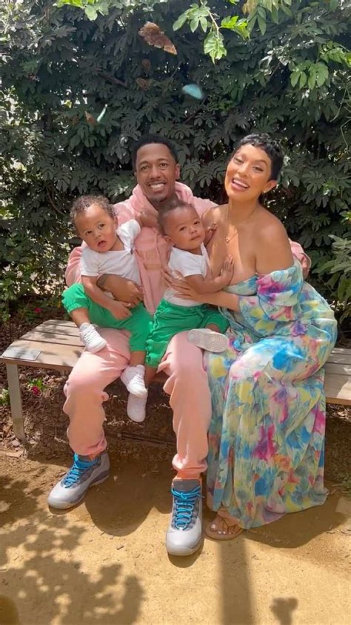 ABBY DE LA ROSA PENS SWEET NOTE TO HER NEWBORN BABY
