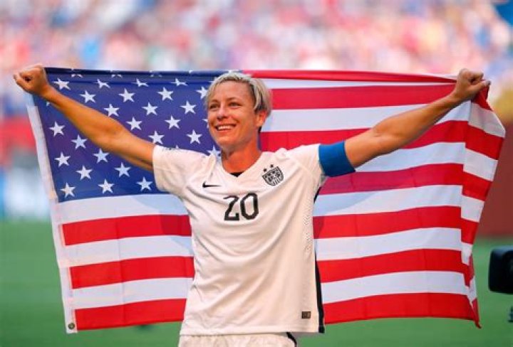 Abby Wambach - Bio, Net Worth, Height
