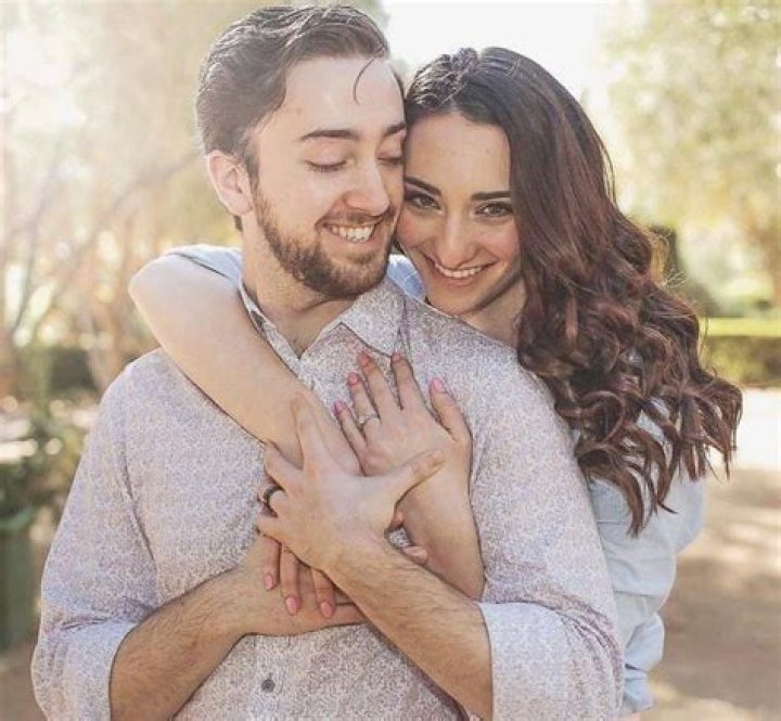Abigail Shapiro Wiki, Age, Net Worth, Height, Husband, Parents, Children