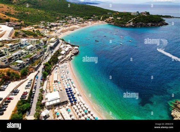 	ALBANIAN EMIGRE DISCOVERS PARADISE ON SENIORS’ CIRCUIT	