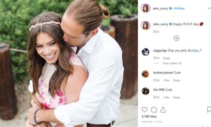 Alex Curry Bio, Age, Height, Family, Husband, Salary, Net worth, Fox Sports