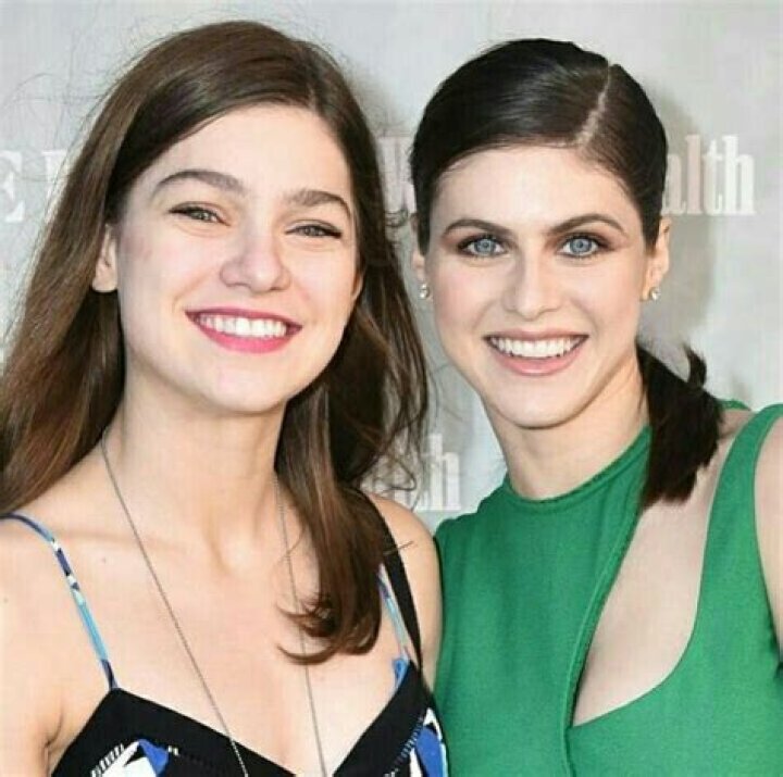 Alexandra Daddario Vermögen