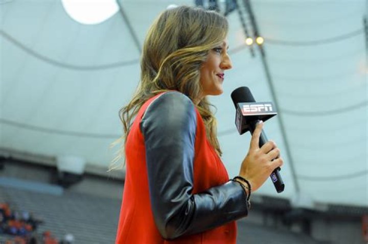 Allison Williams: A Trailblazing ESPN Reporter Unveiled