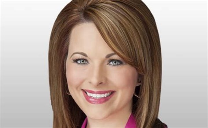 Amber Sullins  Bio, Age, Height, Husband, Salary, Net Worth, ABC15