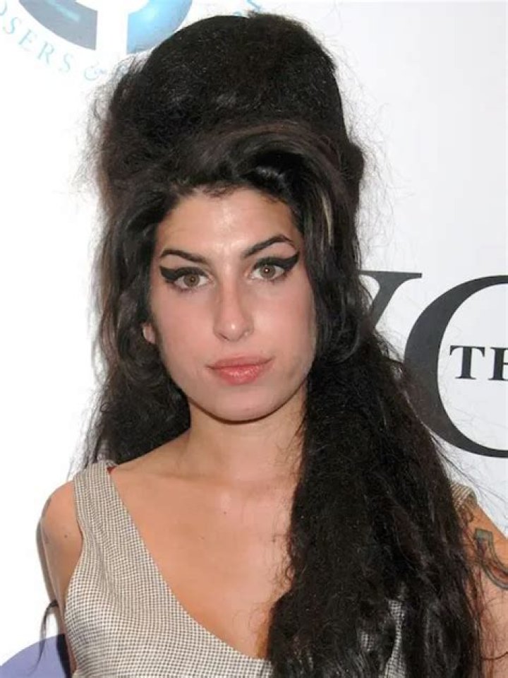 Amy Winehouse Net Worth 2024