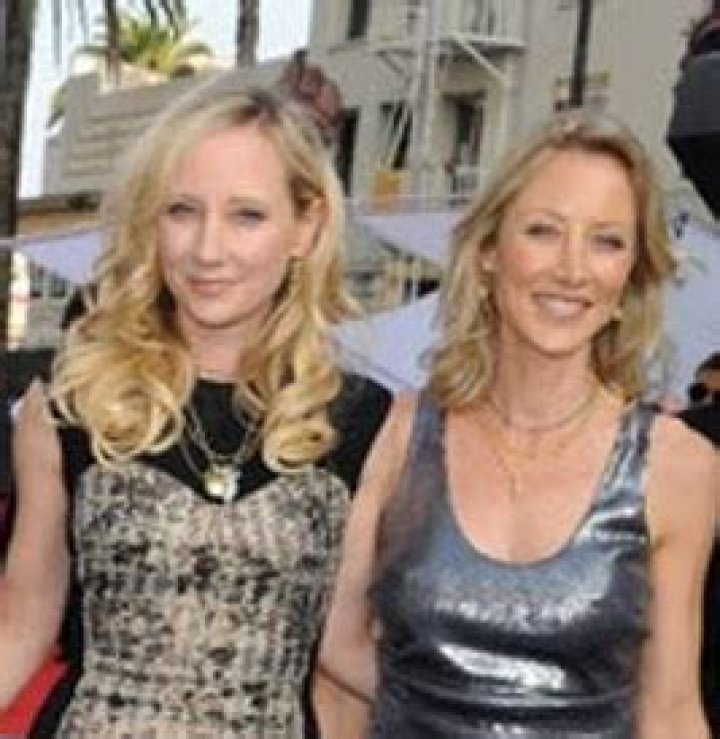 Anne Heche Siblings: Abigail Heche, Susan Bergman, Nate Heche, Cynthia Heche