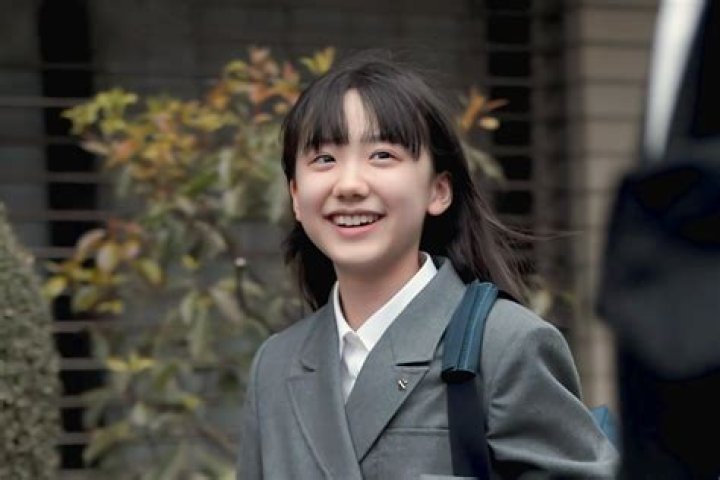 Ashida Mana - Net Worth, Bio, Career, Single, Age, Height, Facts