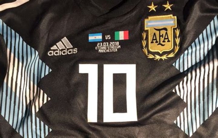 Away shirt against Italy, anti doping test