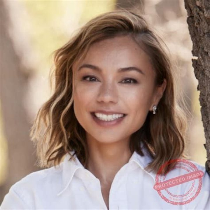 Bio, Age, Facts, Net Worth, Nationality, Career, Wiki