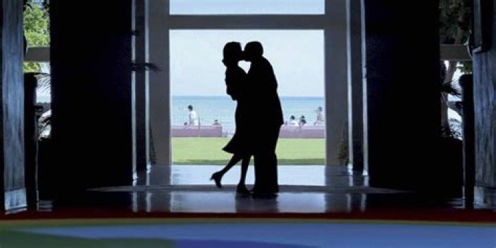 	Bob Golub’s punch-drunk love story	