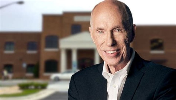 Bob Luddy Net Worth – Phone Number, House Address, Wiki