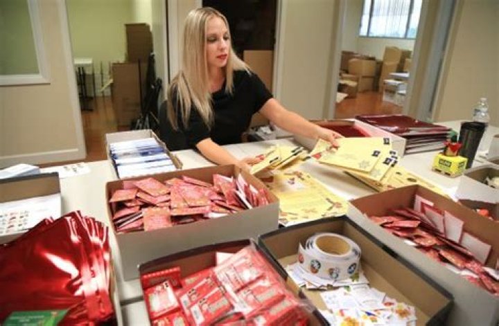 	Boca Raton ‘Santa’ business bags Shark Tank deal	
