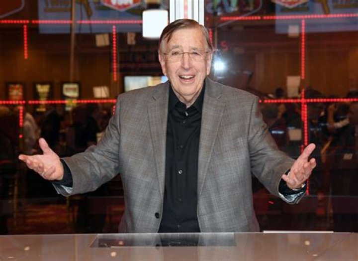 Brent Musburger Net Worth 2024