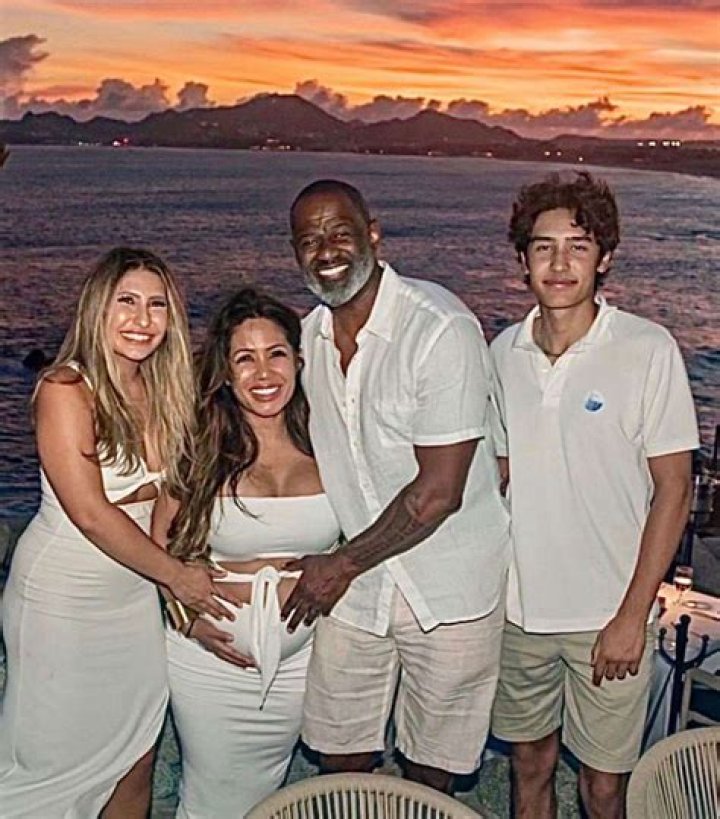 BRIAN MCKNIGHT AND WIFE HAVE A BABY ON THE WAY