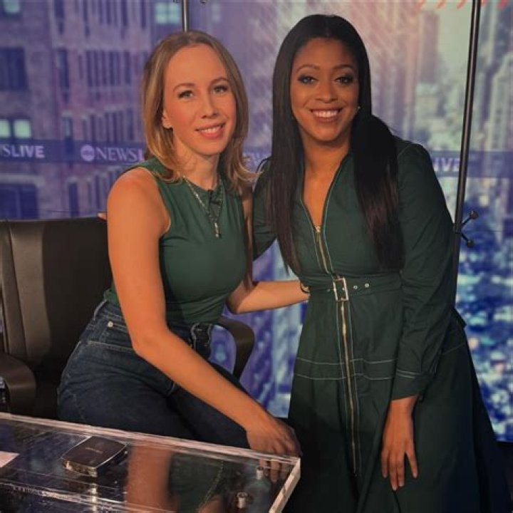 Britt Clennett Wikipedia, Husband: Meet ABC News Correspondent