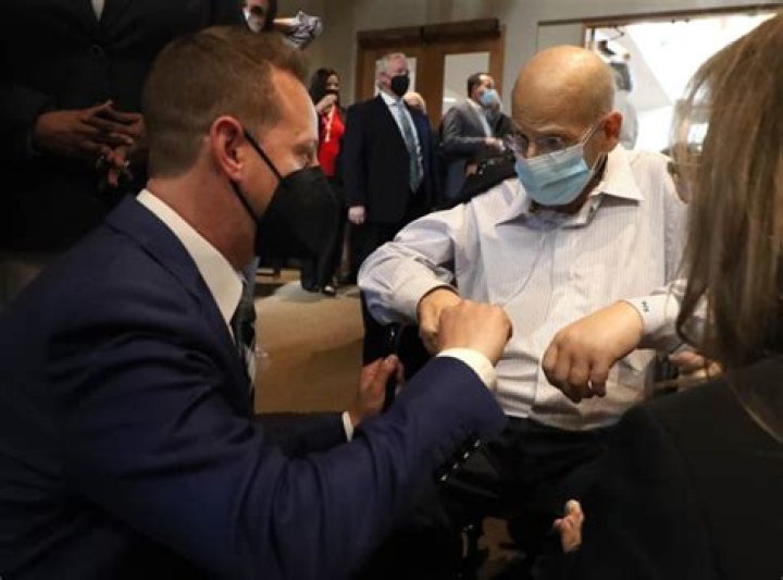 	Broward powerbroker Michael Moskowitz dies days after seeing his son Jared sworn in as a county commissioner	