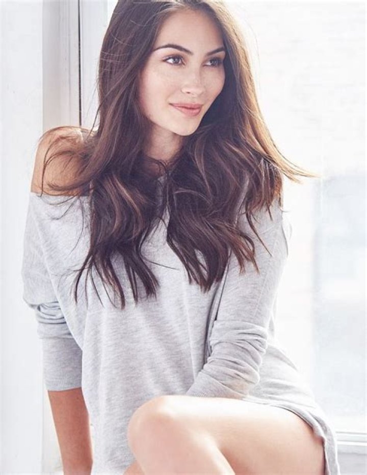 Caitlin McHugh Wiki, Age【 Model Pics 】Nationality, Ethnicity, Bio