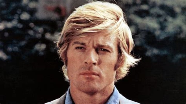 	CALLING THE SHOTS WHEN ROBERT REDFORD BELIEVES IN A PROJECT, HE SPARES NO EFFORT AT DOING JUSTICE TO THE SUBJECT.	
