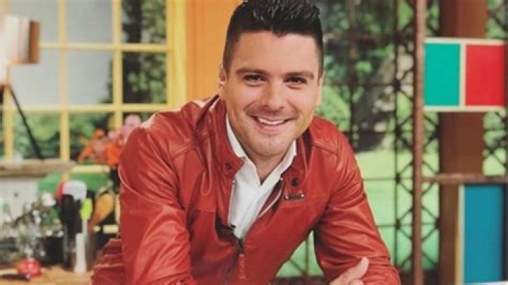 Carlos Quirarte Wikipedia: biografía, edad, cumpleaños, novia, mama