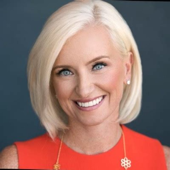 Carolyn Everson Net Worth | Bio, Family, Address, Career