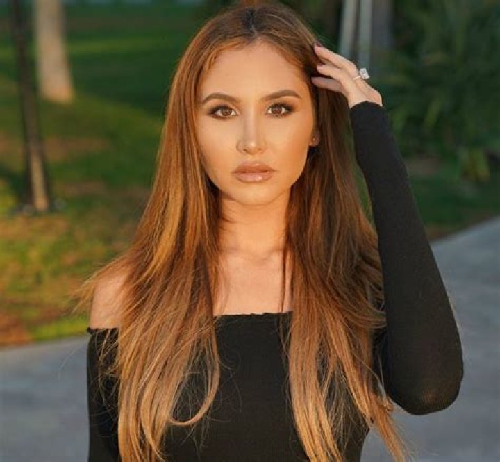 Catherine Paiz - Bio, Age, Net Worth, Height, Married, Nationality, Body Measurement, Career