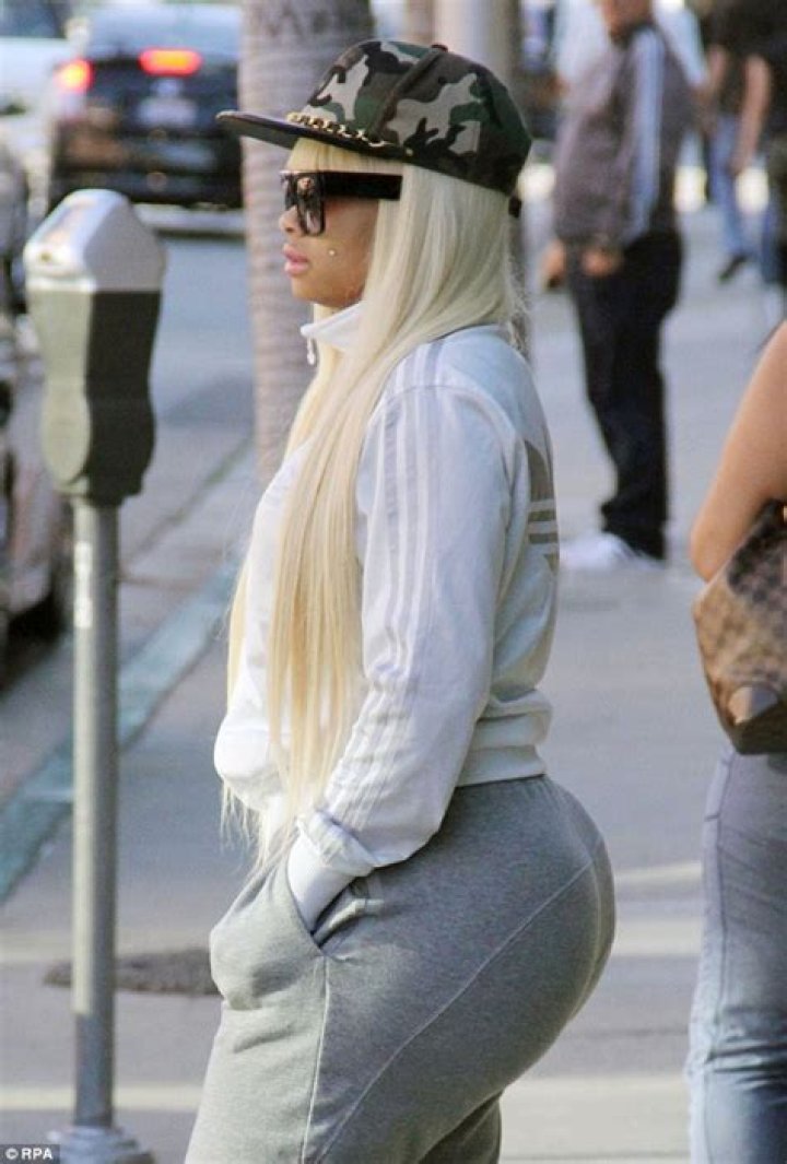 Celebrities With 40 Inch Hips: Celebrating Curves In Hollywood