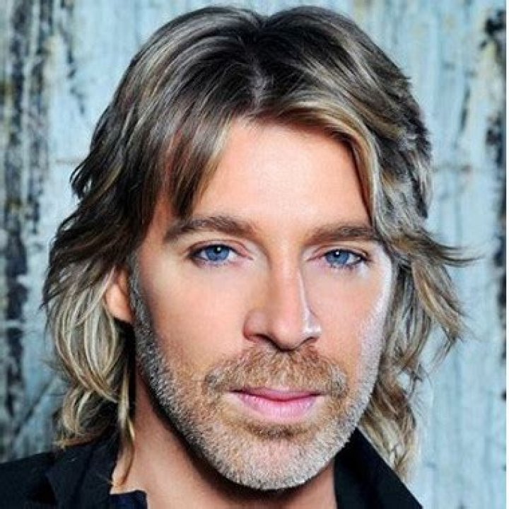 Chaz Dean Biography