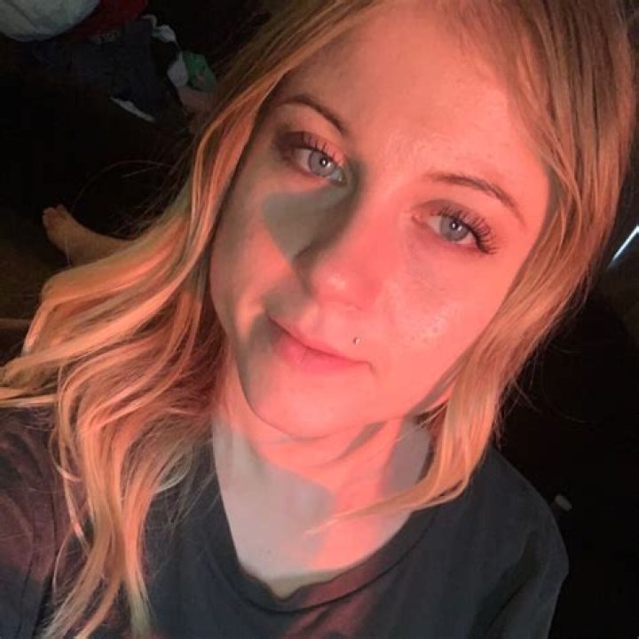 Chelsea Reed Profile and Activity
