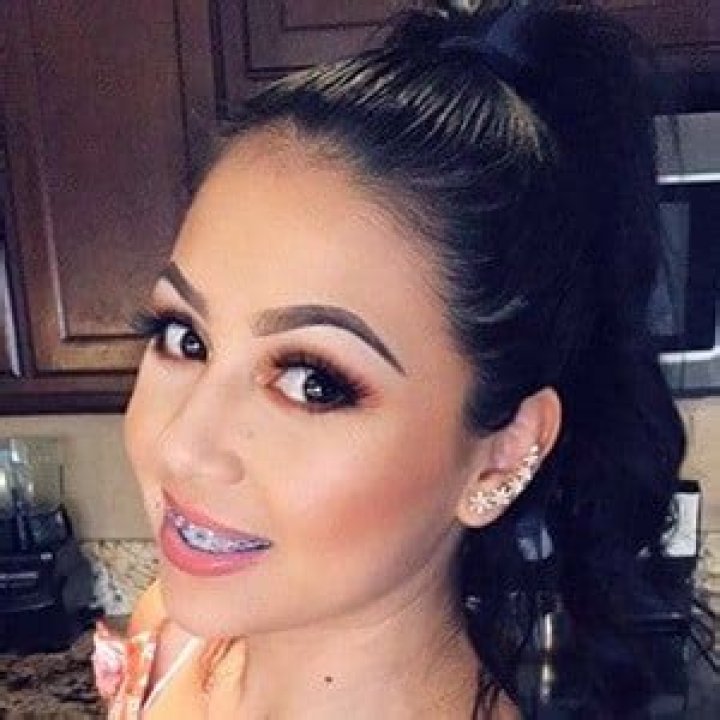 Claudia Regalado Net Worth | Bio, Family, Address, Career