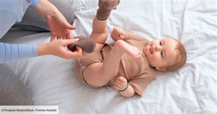 Comment Habiller Bébé La Journée