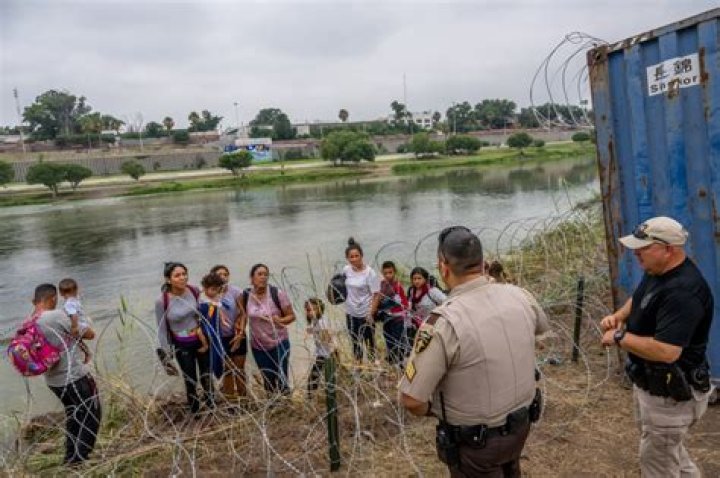 
Commentary |	Working across party lines to solve the climate refugee crisis | Opinion	