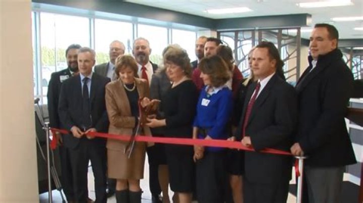 Conemaugh Health System holds ribbon cutting for new Ebensburg building