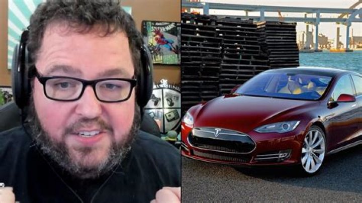 Controversial YouTuber Boogie2988 under fire for racist comments on stream