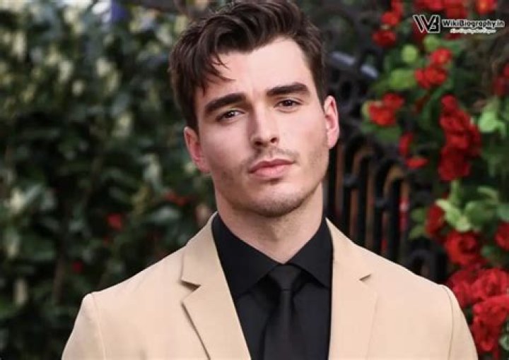 Corey Mylchreest: Wiki, Bio, Age, Net Worth, Movies & TV Shows