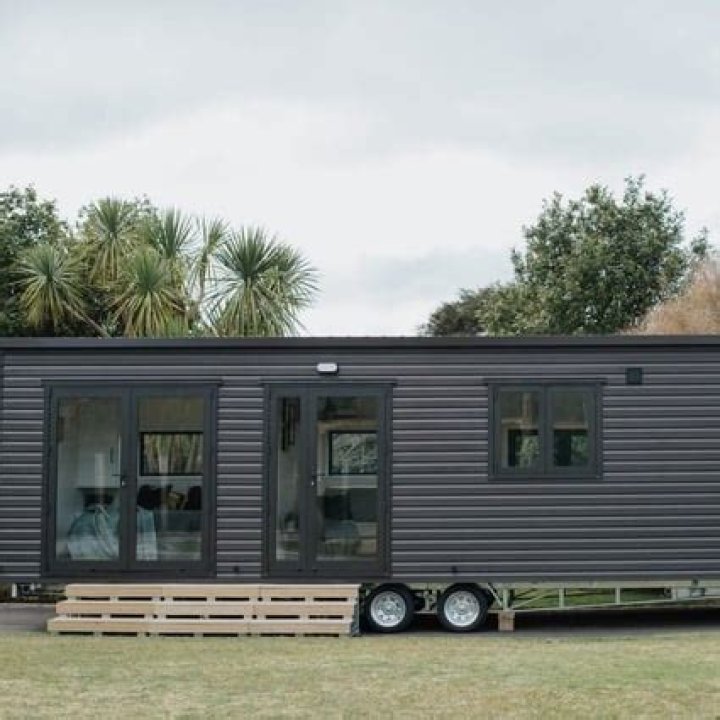 Coronavirus led to this US$100,000 tiny home on wheels by New Zealand-based Build Tiny – the bright yet sleek Dark Horse
