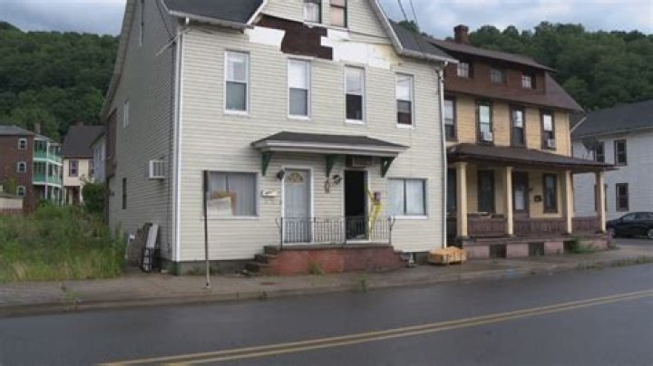 Coroner identifies body found in Johnstown garage as man who'd been missing for a year