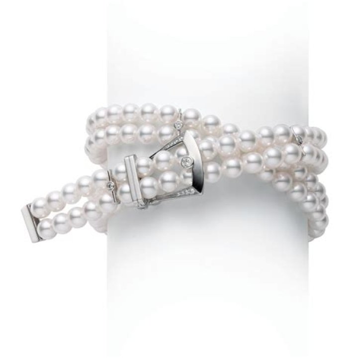 Could pearls replace diamonds as a girl’s best friend?