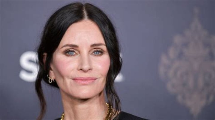 Courteney Cox Net Worth 2023 How Much Is Monica From Friends Worth?