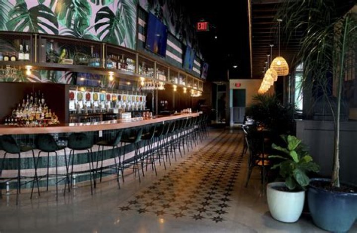 	Cuba-inspired daiquiri bar and restaurant 14 North opens in Dania Pointe	