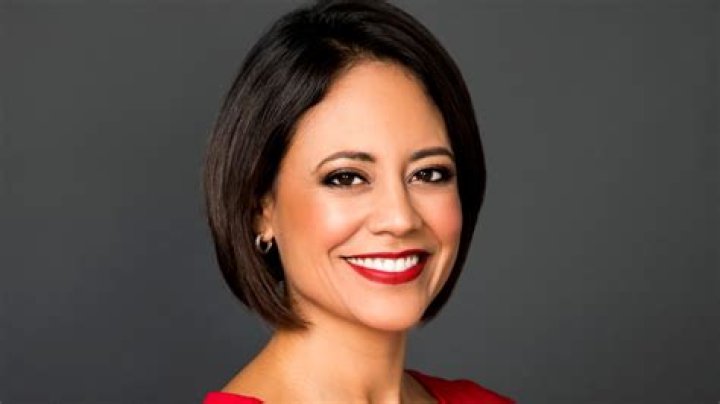 Cynthia Izaguirre Bio, Age, Height, Husband, Salary, Net Worth, WFAA