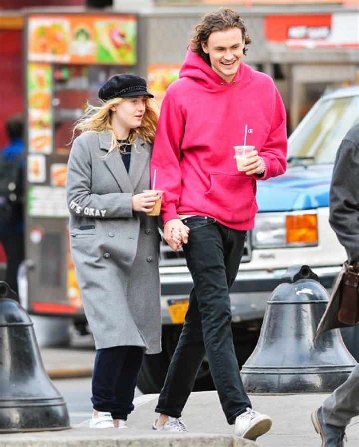 Dakota Fanning Partner: A Deep Dive Into Her Romantic Life