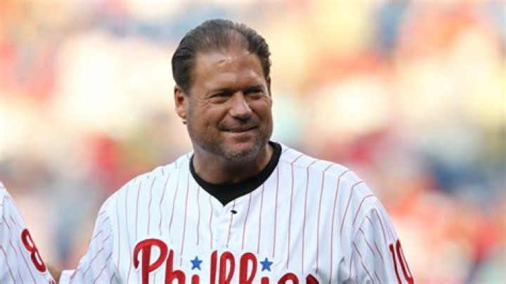 	Darren Daulton, member of 1997 World Series champ Marlins, dies at 55	