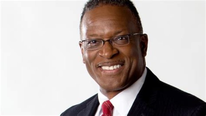 Dave Clark Bio, Age, Height, Wife, Salary, Net Worth, KTVU