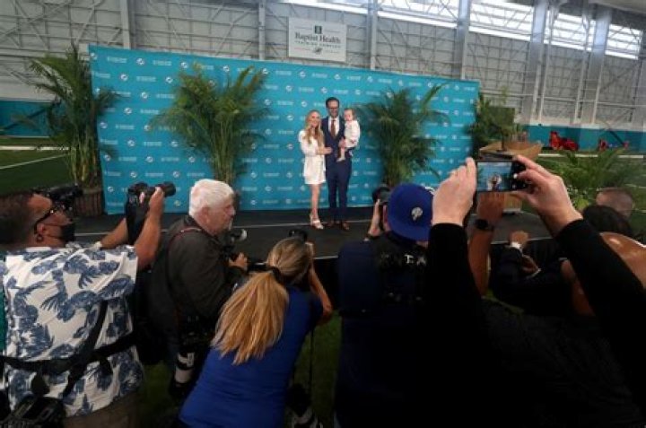 	Dave Hyde: Witty? Smart? Fun? McDaniel’s football ways try to win with Dolphins	